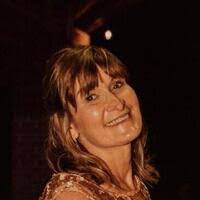 Katherine Sadler's Instagram, Twitter & Facebook