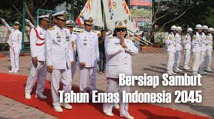 Transformasi indonesia dari negara kepulauan menjadi negara maritim memerlukan tahapan yang komprehensif melalui perubahan mind set terestrial ke laut, kepemimpinan yang kuat dan political action dari segenap komponen bangsa. Pengertian Negara Maritim