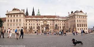 Abychom vám usnadnili vyhledávání zajímavého obsahu. Czech Republic Prague Castle Czech Prazsky Hrad In Prague Prag Burg Herrenhauser