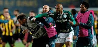 Maybe you would like to learn more about one of these? Fotos Palmeiras X Penarol Termina Em Briga Generalizada No Uruguai Veja Fotos 27 04 2017 Uol Esporte