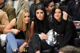 Born may 1, 2004) is an american social media personality and dancer. Tiktok S Biggest Star Charli D Amelio Considers Quitting The Platform After Family Dinner Backlash