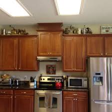 Coffee Themed Decor Above Cabinets Kitchen Decor Themes Coffee Cafe Kitchen Decor Kitchen Decor Themes
