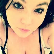 Kristie Faust's Instagram, Twitter & Facebook