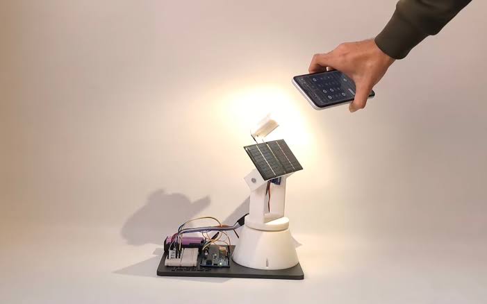 Solar Panel Dual Axis Tracker using LDRs - Complete DIY Tutorial and Code