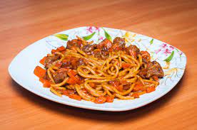 Спагетти со свининой в пряном соусе рецепт – Европейская кухня: Основные  блюда. «Еда»