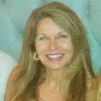 Christy Mcelroy's Instagram, Twitter & Facebook