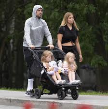 Jordan brian henderson (born 17 june 1990) is an english professional footballer who plays as a midfielder for premier league club liverpool and the england national team. Rebeccaburnett Hashtag On Twitter