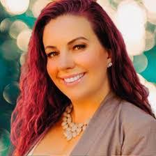 Monica Freitas's Instagram, Twitter & Facebook