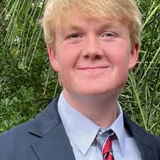 Reid Henderson's Instagram, Twitter & Facebook