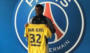 Omar Da Fonseca Jubile Deja Sur Le Recrutement De Dani Alves Http Www Le Onze Parisien Fr Omar Da Fonseca Jubile Deja Sur Le Recrutement De Dani Alves
