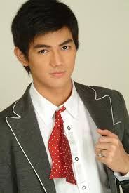 Miguel Aguila's Instagram, Twitter & Facebook