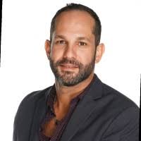 200+ perfiles de «Monroig»