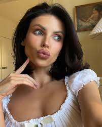 Corin Clark (@corinjclark) • Instagram photos and videos