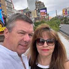 We had to sprint a mile to make our connecting flight but the team and I  are ready to depart to Houston for Wreath Makers Live!! Sugar Land here we  come!