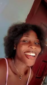 Bon Appetit, Your Majesty” initially cast Park Sung Hoon as King Yi Heon,  but he withdrew before filming due to personal controversy. Lee Chae Min  was brought in as a replacement. The