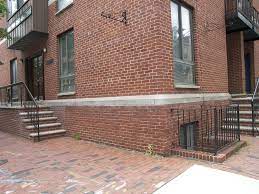 He said it was unusual that the water table be that high and that if the builders have just finished the property then they should have known about the water table and constructed i have recently moved into a new build property, the house is very well built, but i have now decided to landscape our garden. What Is A Water Table And What Is It Doing On My Brownstone Philly Condo Philadelphia Real Estate Blog