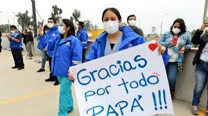 El primer día dedicado al padre de carácter pagano fue creado en 1912 en los estados unidos con la intención de complementar el día de la madre sea como fuere, en la actualidad la tradición se sigue manteniendo y se considera un día para mostrar agradecimiento y afecto sobretodo mediante regalos. 2oc Hgfyeldxom