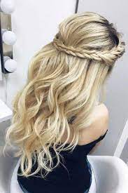80 Dreamy Prom Hairstyles For A Night Out Lovehairstyles Com Homecoming Hairstyles Long Hair Styles Hair Styles