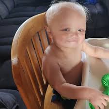 Any healthy options that are open late? IL side of possible