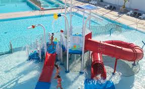 Sesiones de juegos acuáticos dirigidos a alumnos de 2º de primaria en el área de. Remodelar Una Piscina Con Los Juegos De Un Parque Acuatico