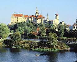 Sigmaringen Castle German Schloss Sigmaringen Was The Princely Castle And Seat Of Government For The Princes Of Hohenzollern Sigmaringen Situated On The Dan
