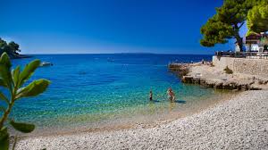 Discover mali losinj places to nestled on the beach, this mali losinj hotel is within 1 mi (2 km) of cikat forest park and kvarner gulf. Camping Losinj Lodgezelte Auf Campingplatzen Roan