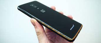 Oneplus 6t mclaren scorches rivals in charging speed test. Hands On Oneplus 6t Mclaren Edition Review Techradar