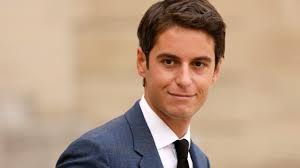 Militant au parti socialiste de 2006 à 2016, il est membre du cabinet de la ministre de la santé marisol touraine de 2012 à 2017 et conseiller municipal de vanves depuis 2014. Hausse Des Cas De Covid 19 Gabriel Attal Ne Veut Pas Stigmatiser Les Jeunes