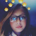 Elizabeth Begnaud's Instagram, Twitter & Facebook