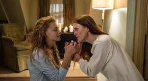 Carrie movie reviews & metacritic score: Carrie Returns With Julianne Moore And Chloe Grace Moretz The New York Times
