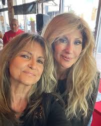 Michelle Rohl (@michellerohlrocks) • Instagram photos and videos