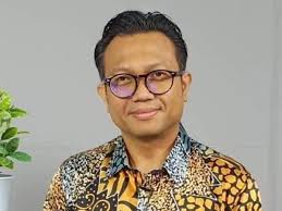 Tetapi, keputusan untuk memasukkan orang asing juga merupakan kunci keberhasilan program vaksinasi. Anti Vaksin Isu Merentas Kaum Bukan Hanya Melayu