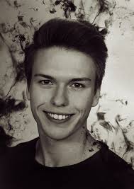 Daniel Fass X Czarny