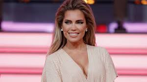 Gut gerollt ist halb gewonnen. Schlag Den Star Gegen Lilly Hat Sylvie Verdient Gewonnen Promiflash De