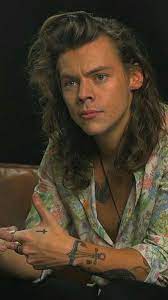 Get harry styles merchandise delivered to your door. Fondo De Pantalla De Harry Styles Harry Styles Hair Harry Styles Long Hair Harry Styles Pictures