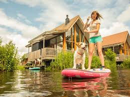 Gelegen in de heuvelachtige en bosrijke omgeving van limburg, er even tussenuit! Landal De Reeuwijkse Plassen Topper Aanbiedingen Reviews