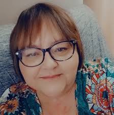 Should I switch to Spectrum from Verizon for cell service and internet?