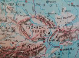 Subnautica karte mit allen biomen im spiel anzeigen lassen image map lost river. Die Tschechische Namensproblematik Youthreporter