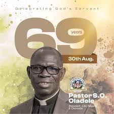 MEET THE NEW PROVOST OF CHRIST APOSTOLIC CHURCH THEOLOGICAL SEMINARY,  NIGERIA AND OVERSEAS PASTOR FRANCIS AYODEJI OLANIYI (aka "IRORUN LO BA DE")  Pastor Olaniyi was born