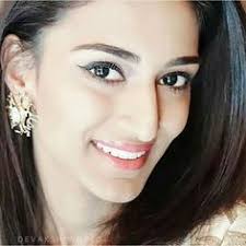 Ruchika Roy (ruchikaroy96)