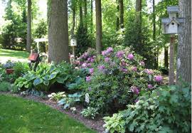 Compare quotes from top lawn care services. Lawncare Landscaping And Property Maintenance Services In Hamilton Ontario Provided By Bj S Lawncare Snow Plowing