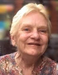 Lynn Carney's Instagram, Twitter & Facebook