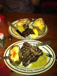 Clearmans North Woods Inn 28oz Bone In Porter House Steak And An 8oz Filet Mignon And Lobster Tail Foodie Heaven Food Beef Dishes
