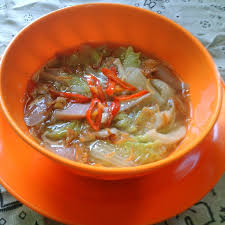 Persiapkan 1 sdm dari minyak goreng. Tumis Sayur Buat Vegetarian Anggi Putri
