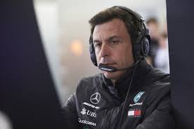 On sunday, mercedes team principal toto wolff was . Mercedes In Der Krise Toto Wolff Ubernimmt Die Verantwortung