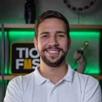 300+ perfis com “Bozzo”