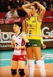 Maybe you would like to learn more about one of these? Thaisa Vira Ilustracao E Se Agiganta Diante De Rival Japonesa Volei Ge
