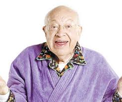 He is most recognized as one of the polivoces and for his. Todavia Tiene Mucha Cuerda