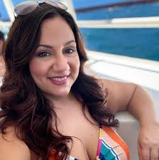 Should you charge friends and family for vacation expenses?