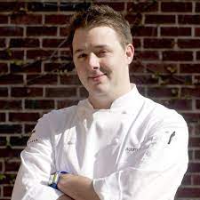 Pin Von Bob Markiewicz Auf Ristorante Interni In 2021